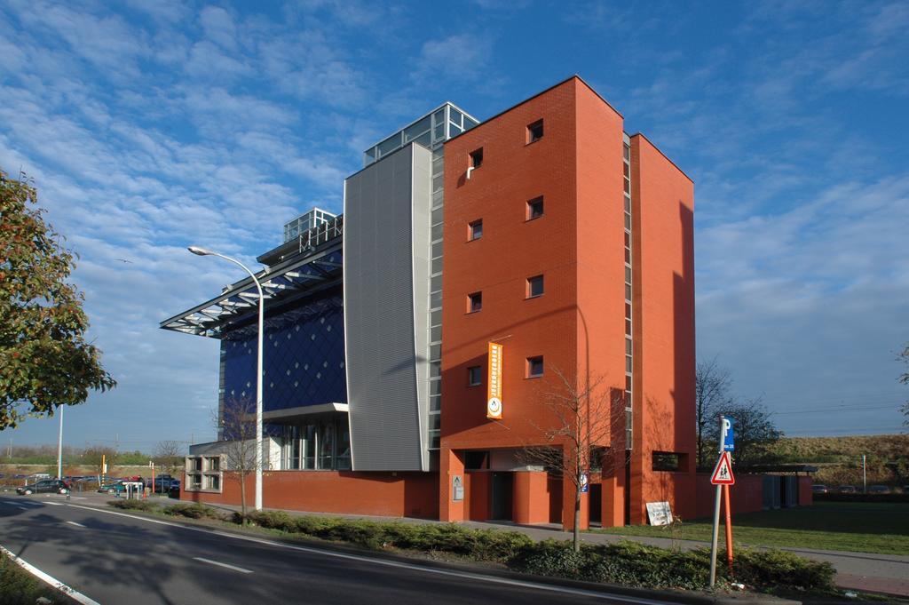 ميكلين Hostel De Zandpoort المظهر الخارجي الصورة